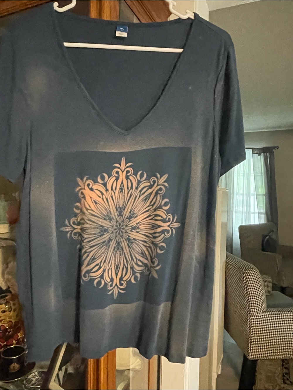Old Navy Navy Blue V Neck Tee